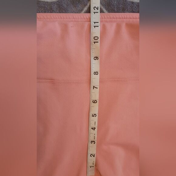 Fabletics medium pink peach mesh athletic leggings Sz Medium - Picture 9 of 10